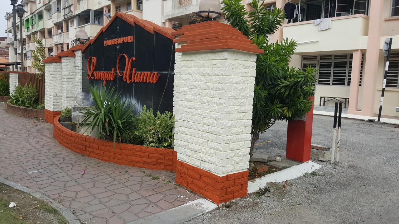 Anjung Homestay Sepang Exteriör bild